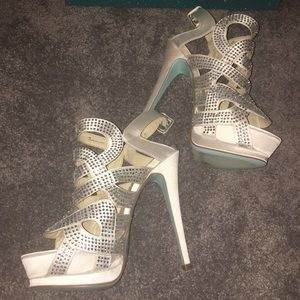 Bridal White Betsey Johnson heels size 8